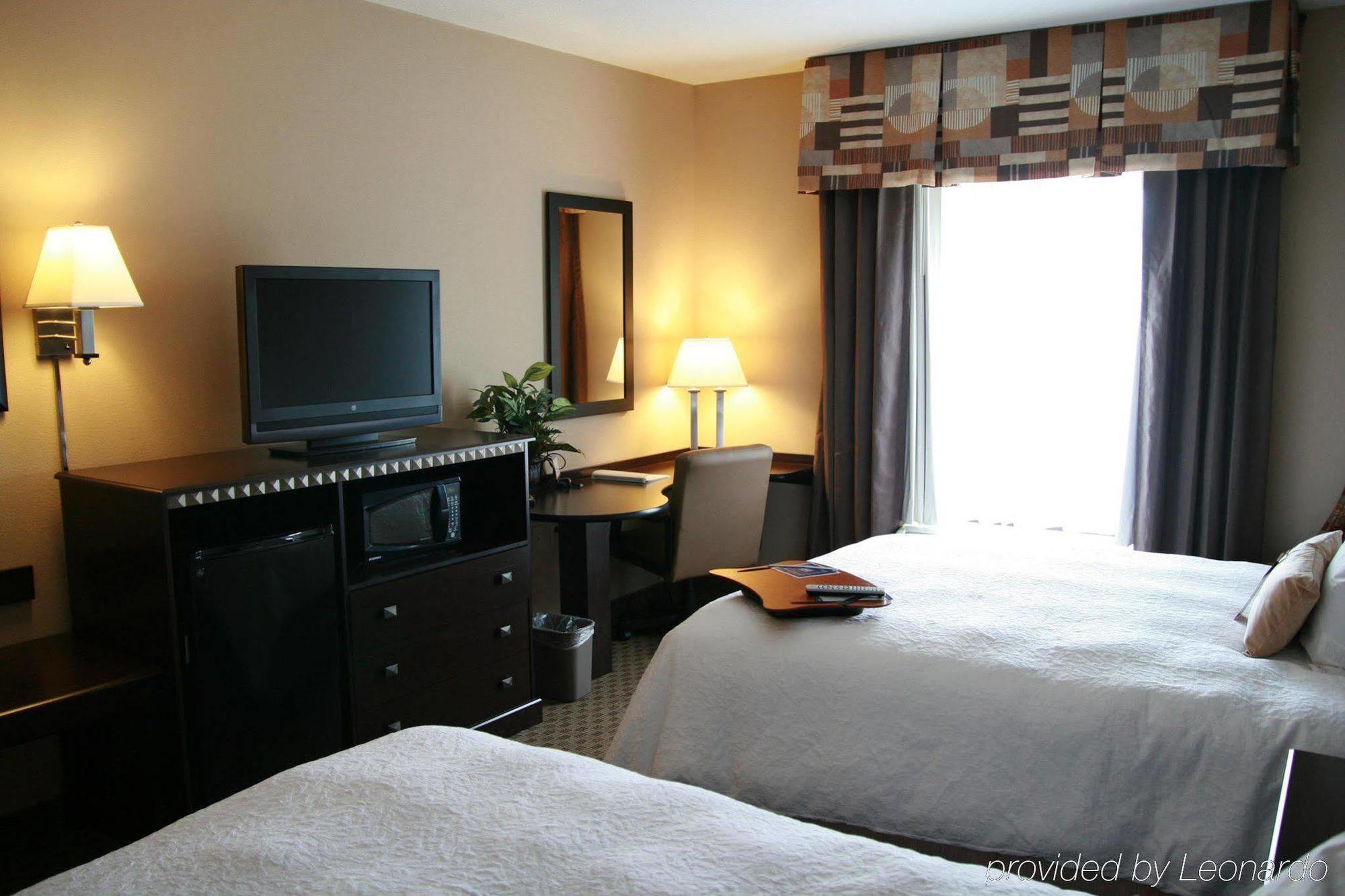Hampton Inn Топика Стая снимка